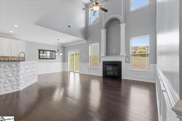 $2,600 | 201 Portland Falls Drive, Simpsonville, SC 29680