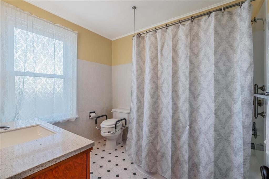 309 Ridgewood Avenue Pittsburgh, PA 15229 - Photo 23 of 42 Gallery Image 23