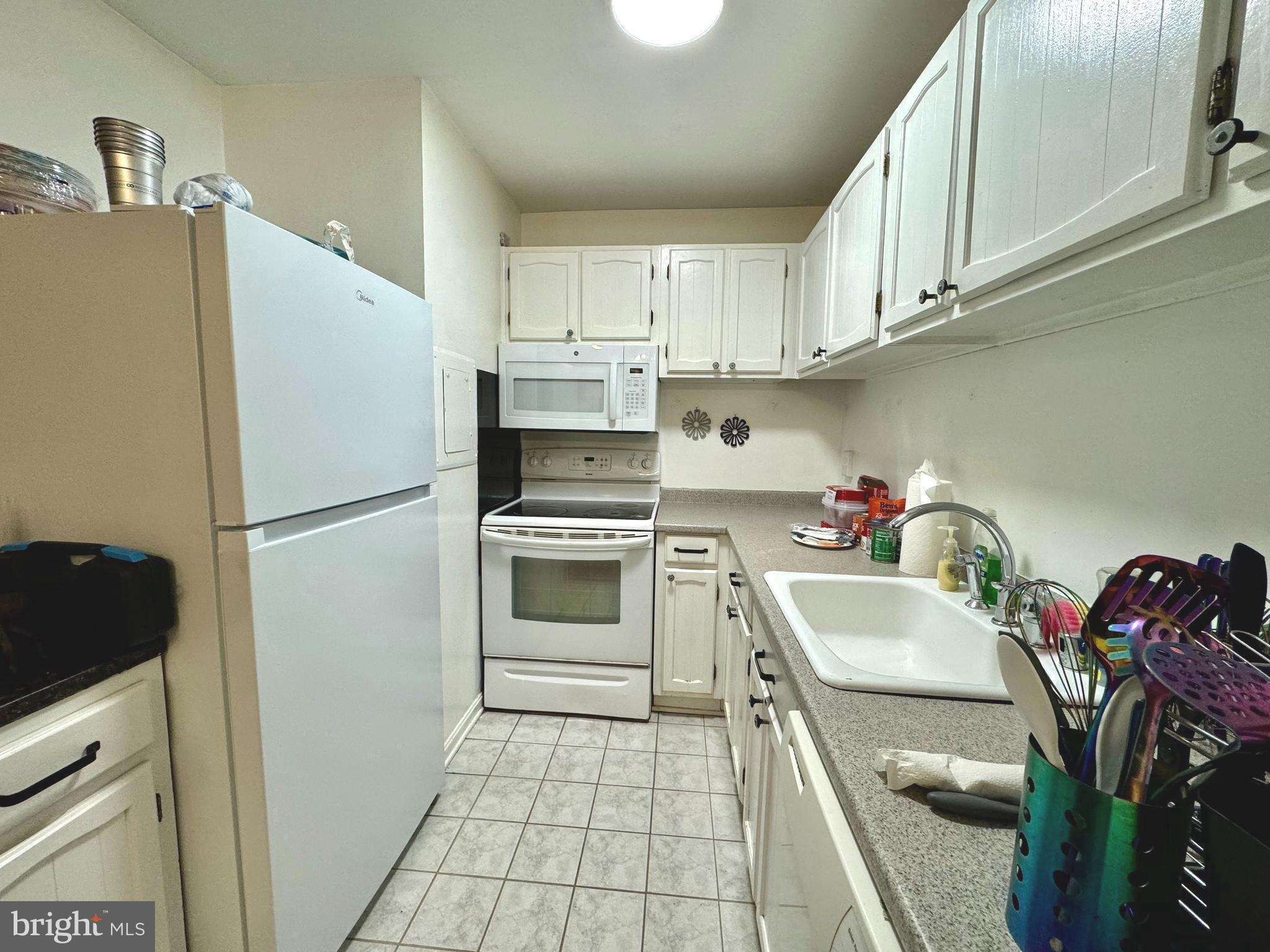 18237 Swiss Circle, Unit 131 Germantown, MD 20874 - Photo 9 of 22 Brand new refrigerator