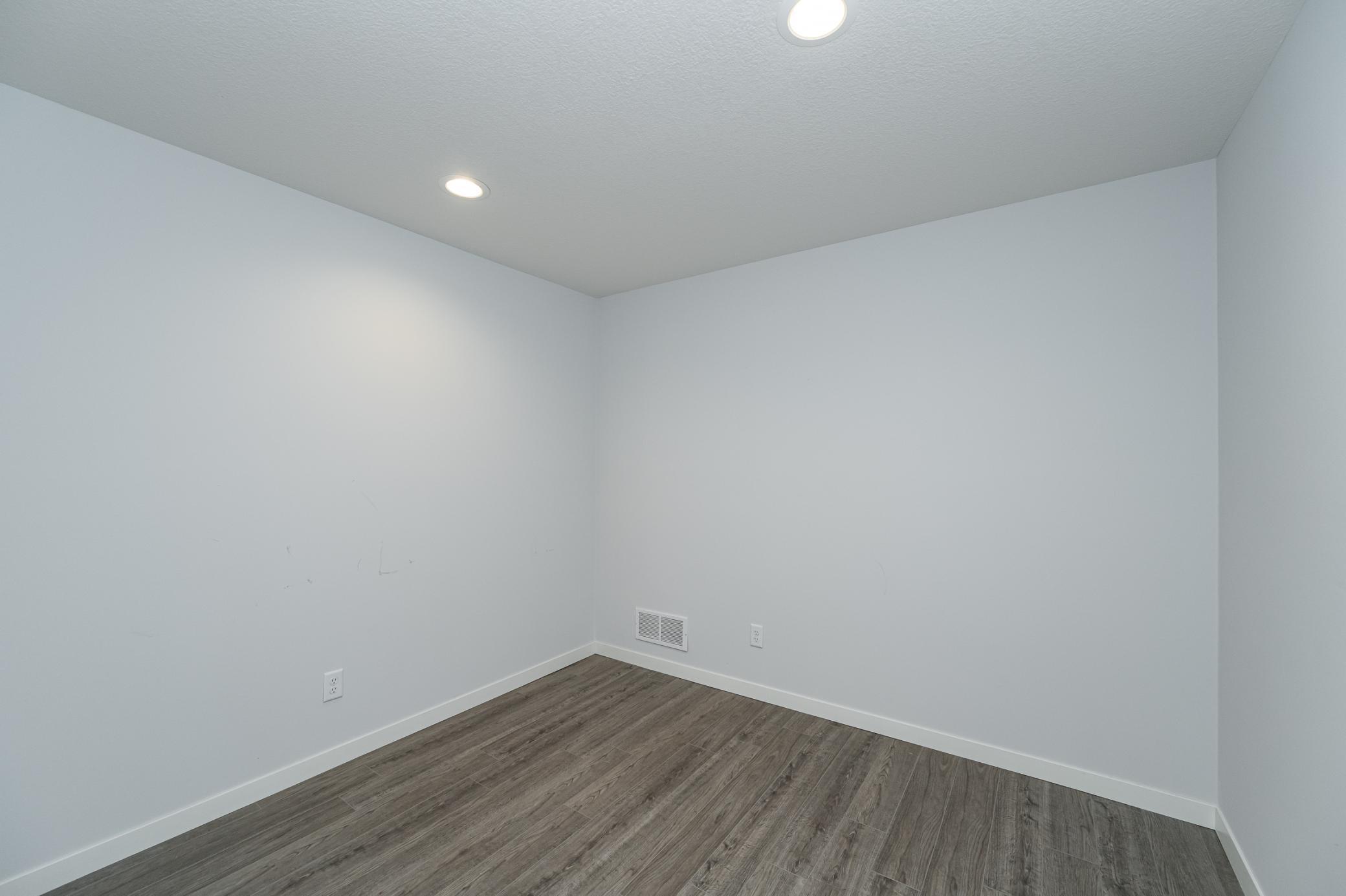 1181 Hewitt Boulevard Red Wing, MN 55066 - Photo 16 of 47