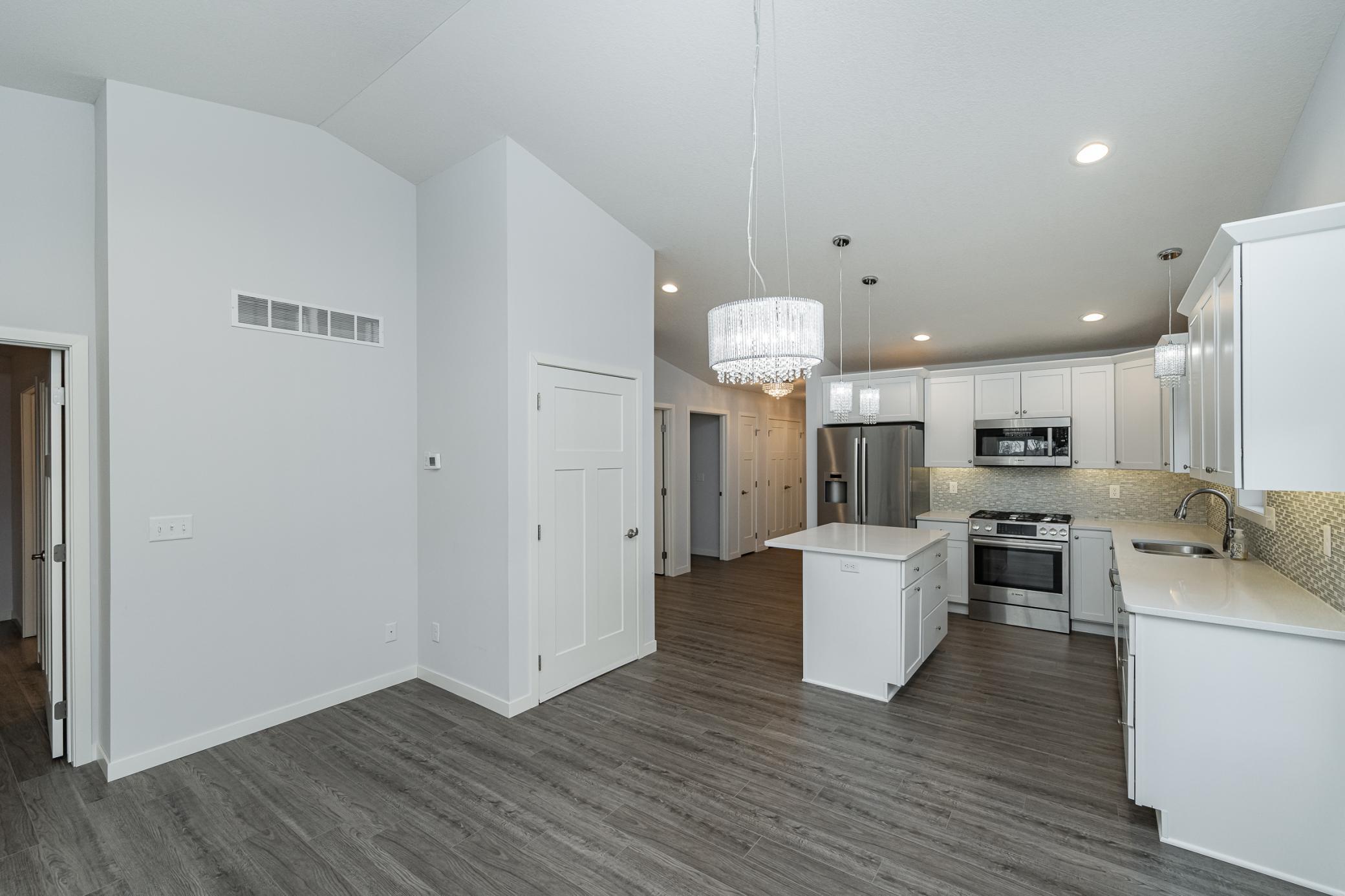 1181 Hewitt Boulevard Red Wing, MN 55066 - Photo 32 of 47