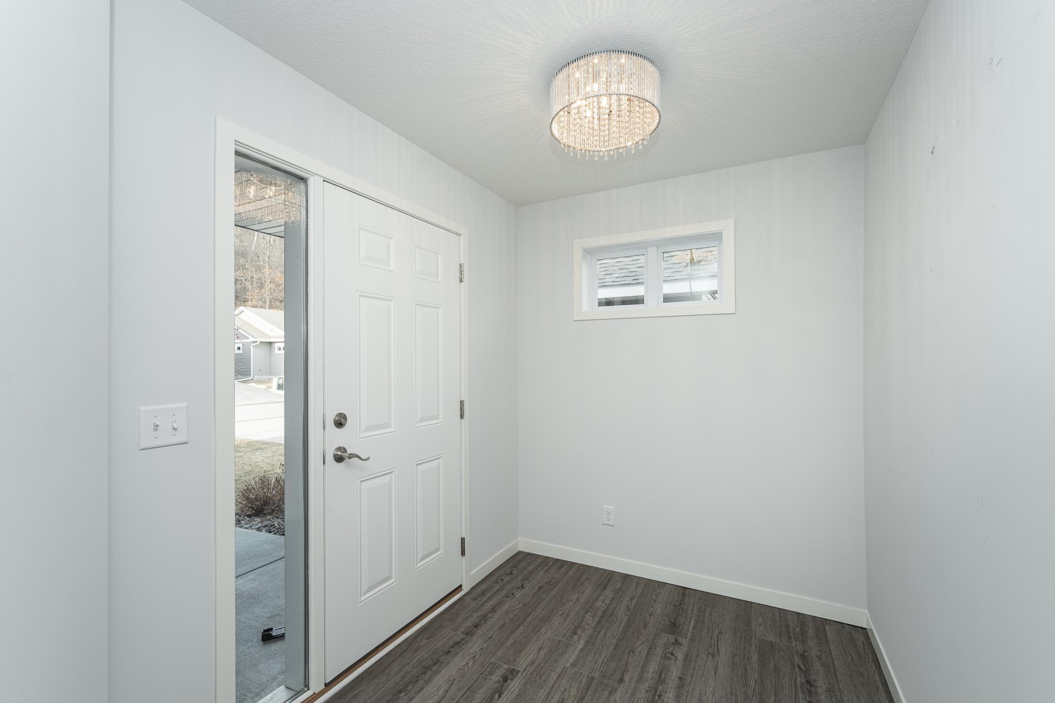 1181 Hewitt Boulevard Red Wing, MN 55066 - Photo 5 of 47