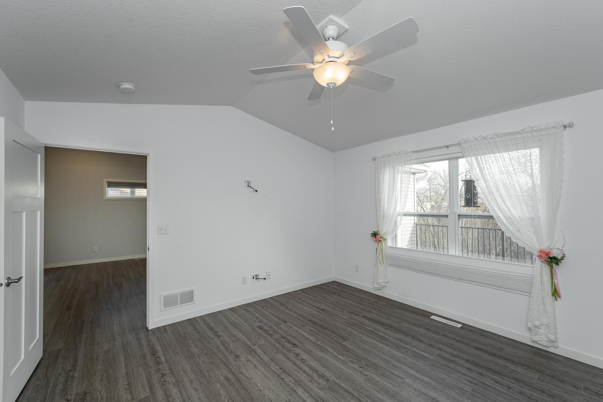 1181 Hewitt Boulevard Red Wing, MN 55066 - Photo 9 of 47