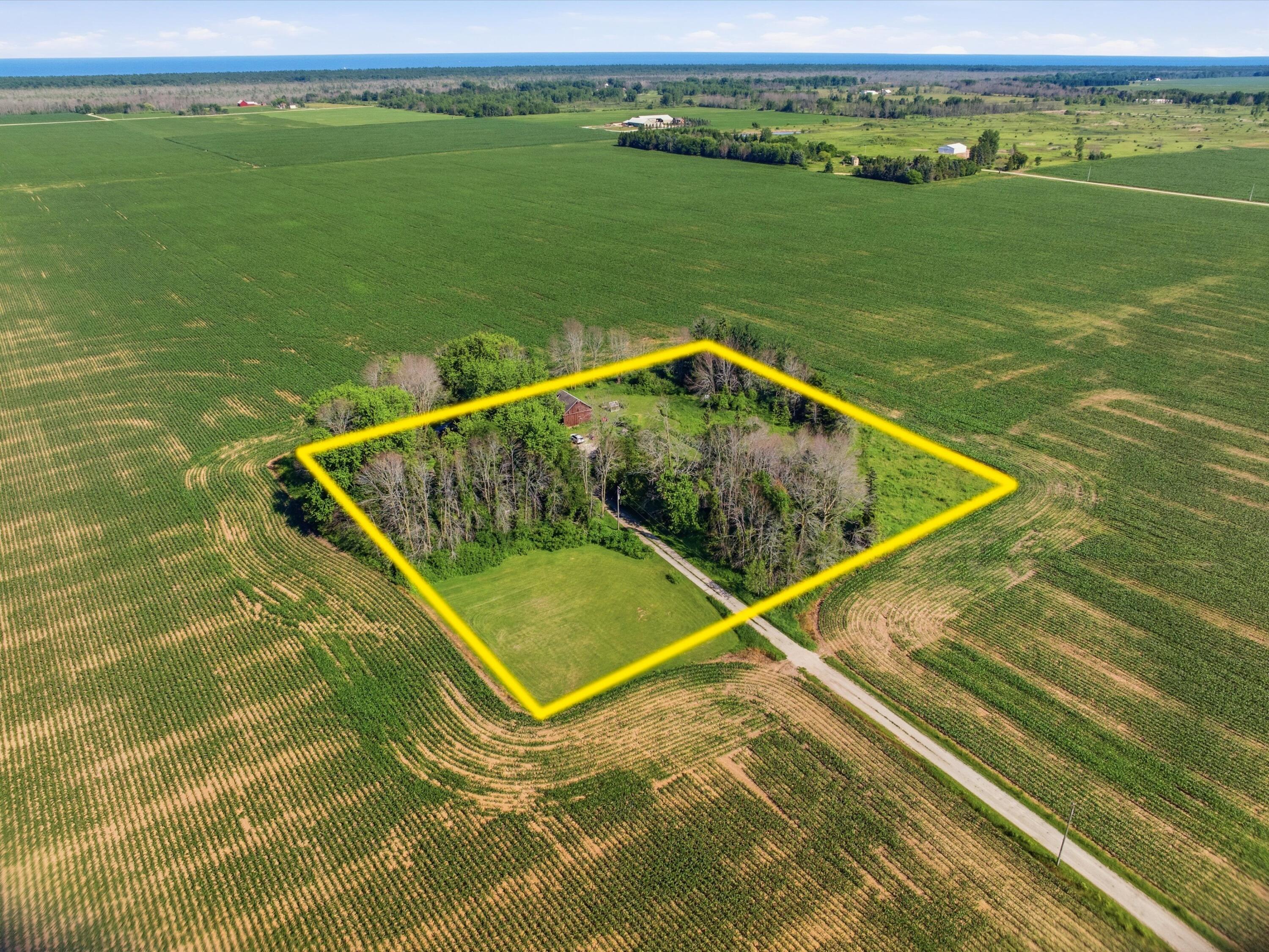 10401 State Highway Two Rivers, WI 54241 - Photo 20 of 21 property. with lot lines