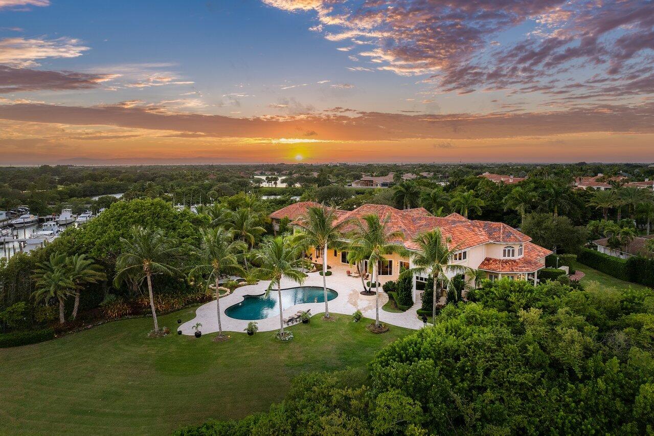 3208 Pilots Point Circle Jupiter, FL 33477 - Photo 4 of 81 092-3208PilotsPointCircle-Jupiter-FL-334