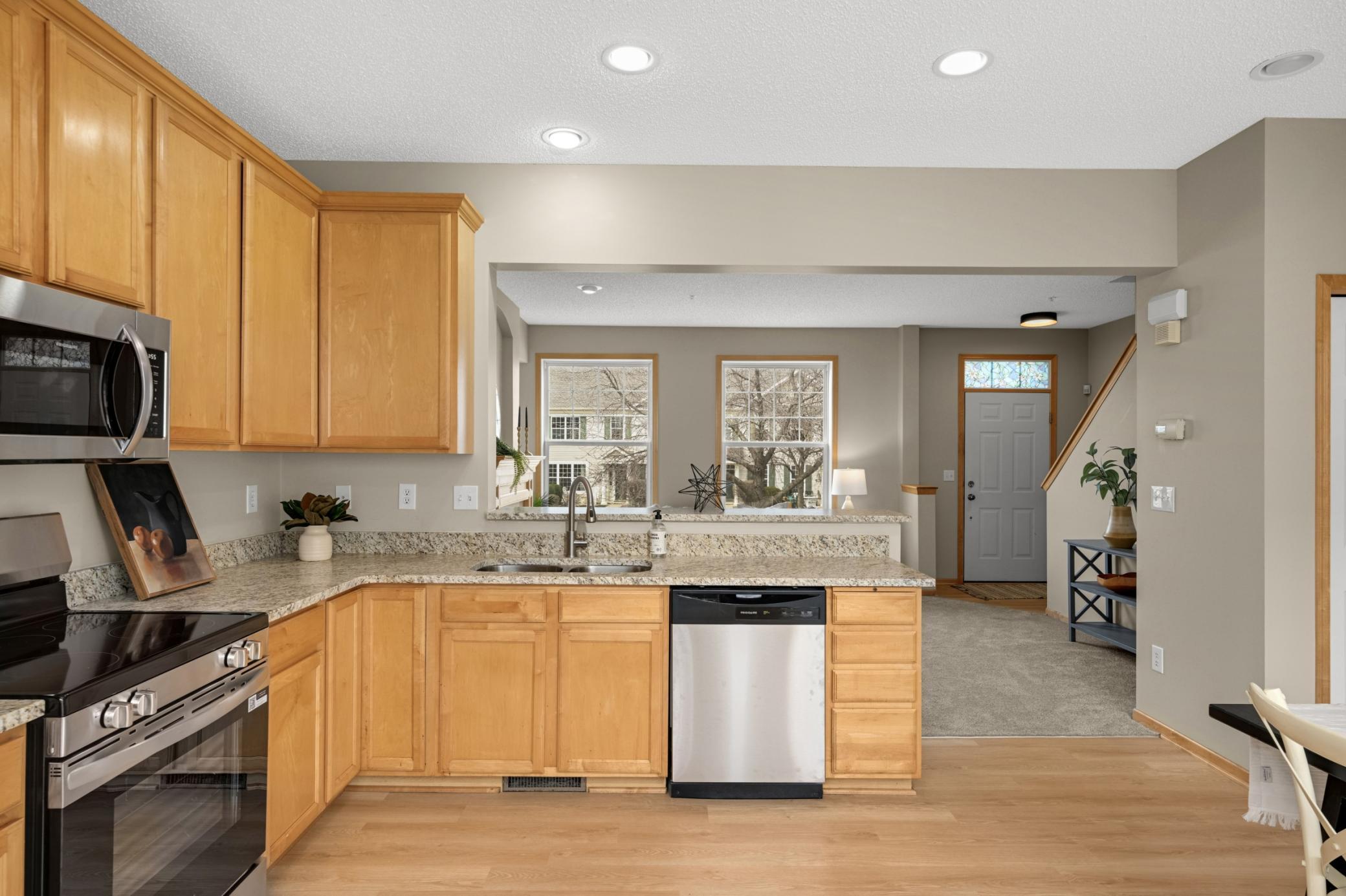 1981 Clover Ridge Drive Chaska, MN 55318 - Photo 9 of 25