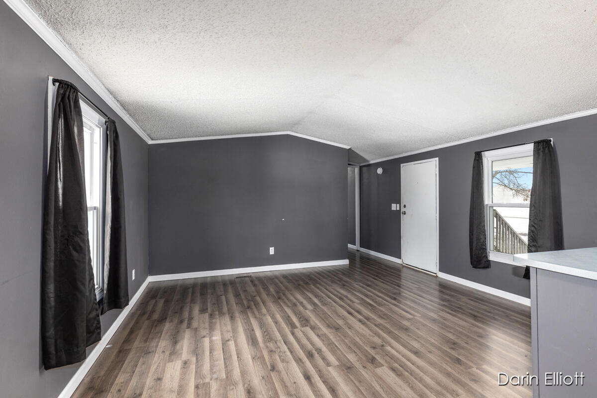 4925 Wheeler Road Belding, MI 48809 - Photo 10 of 35 IMG_1003