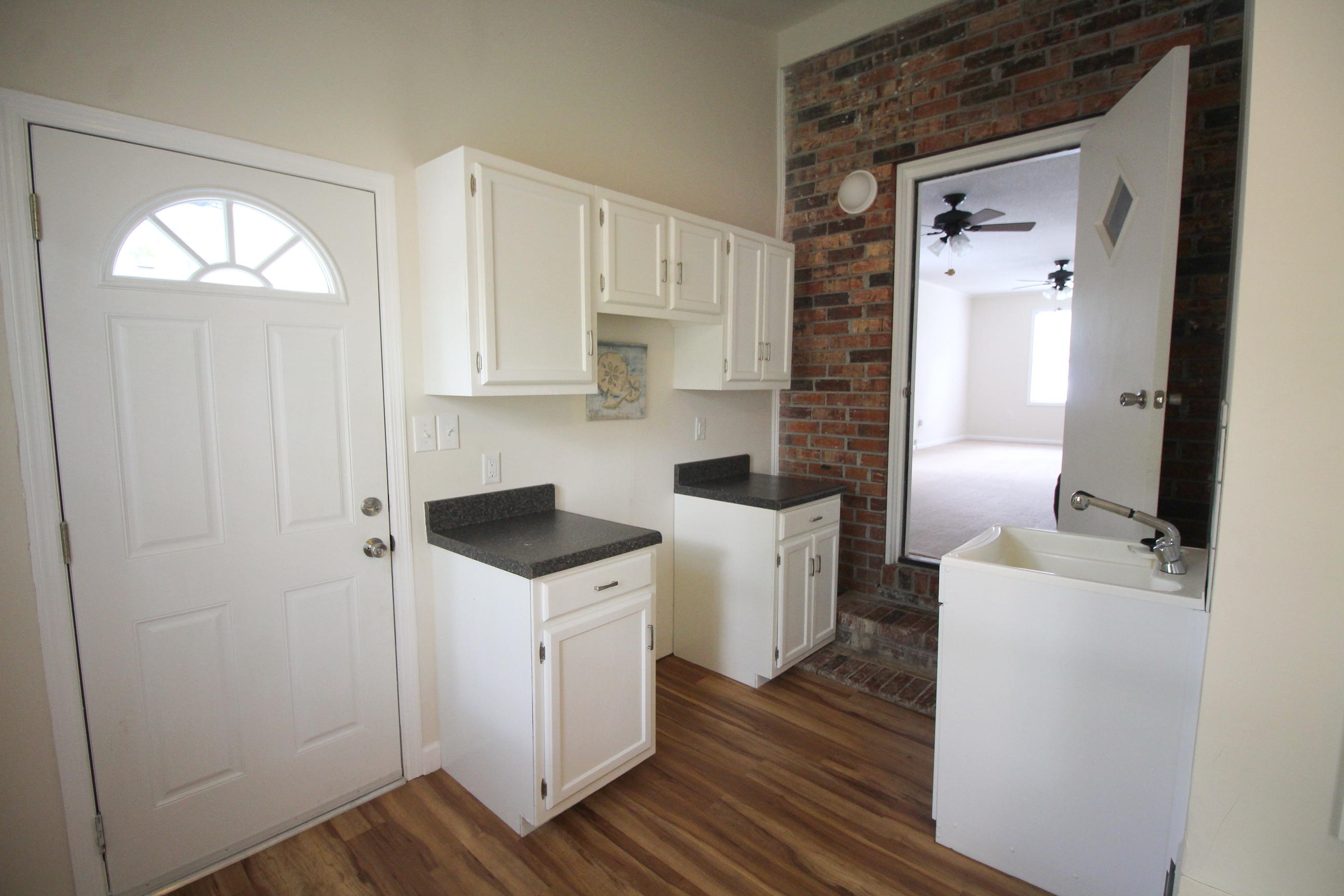 26 Pequannock Road Goose Creek, SC 29445 - Photo 2 of 11 apartment kitchen
