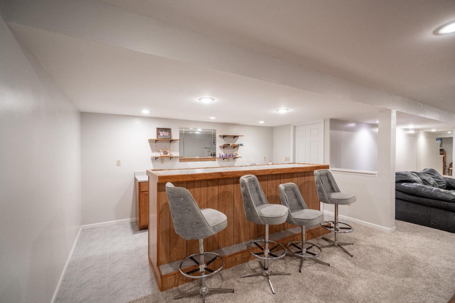 10024 Pebble Ridge Lane Cincinnati, OH 45252 - Photo 29 of 36 Gallery Image 29