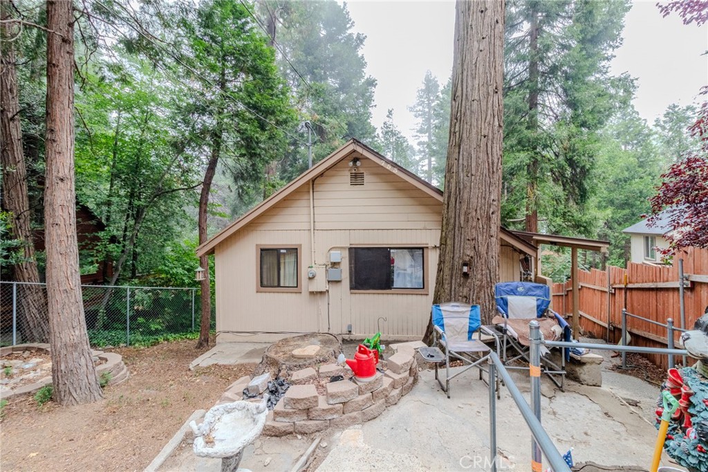 753 Woodland Road Crestline, CA 92325 - Photo 2 of 30