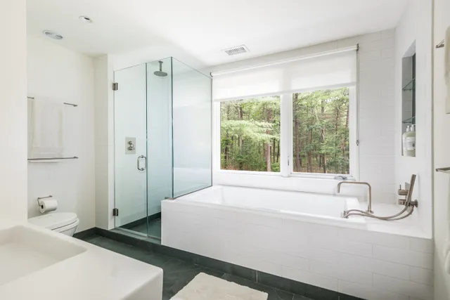 $62,500 | 9 Cattle Walk, East Hampton, NY 11937