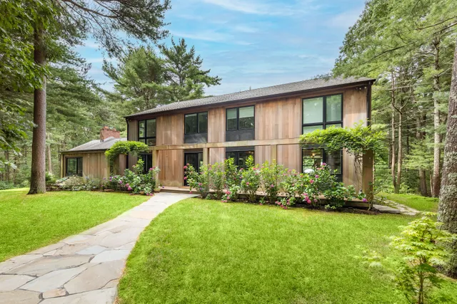 $62,500 | 9 Cattle Walk, East Hampton, NY 11937