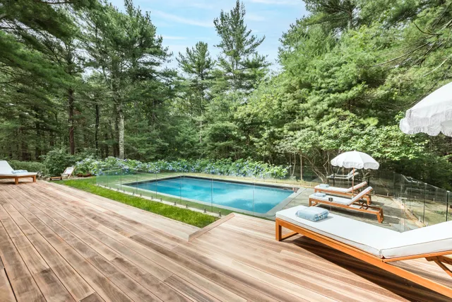 $62,500 | 9 Cattle Walk, East Hampton, NY 11937