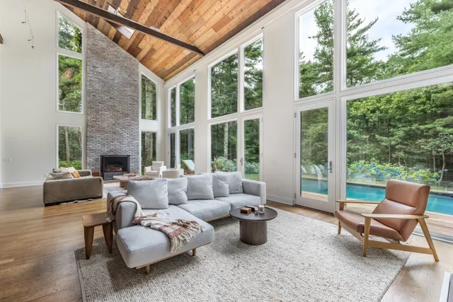 $62,500 | 9 Cattle Walk, East Hampton, NY 11937