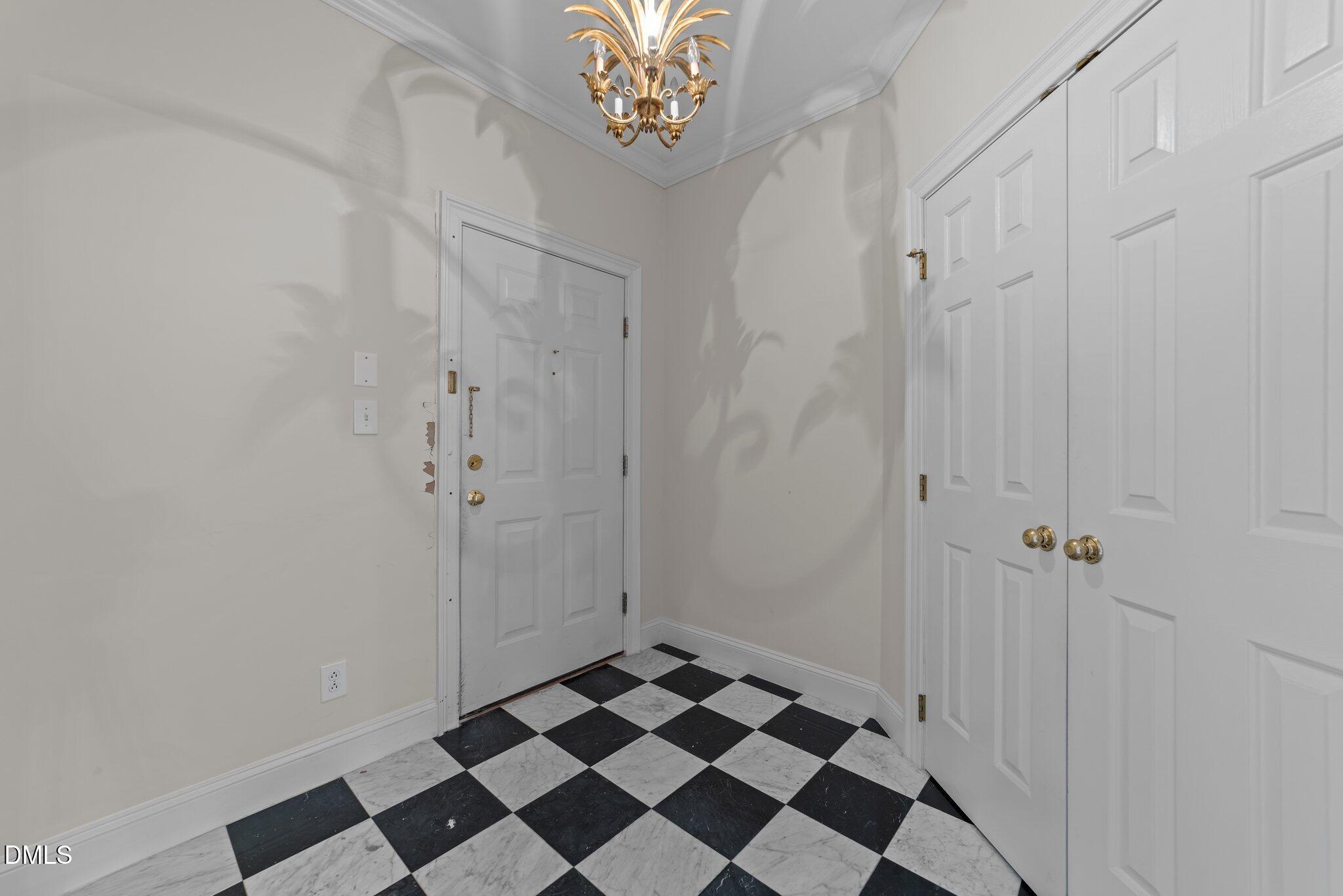 100 Edenburgh Road Raleigh, NC 27608 - Photo 7 of 52 5-web-or-mls-3D5A9922
