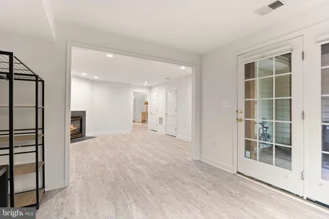 $795,000 | 4290 Park Green Court, Fairfax, VA 22030