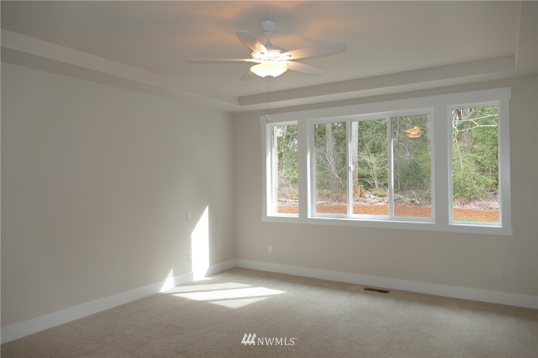 4946 Cushman Road Northeast Olympia, WA 98506 - Photo 12 of 25 Gallery Image 12