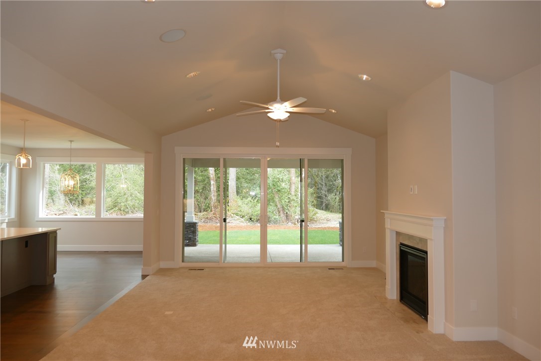 4946 Cushman Road Northeast Olympia, WA 98506 - Photo 5 of 25 Gallery Image 5