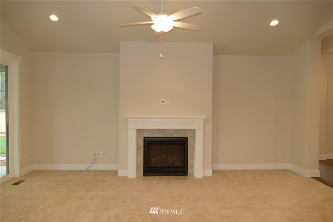 4946 Cushman Road Northeast Olympia, WA 98506 - Photo 10 of 25 Gallery Image 10