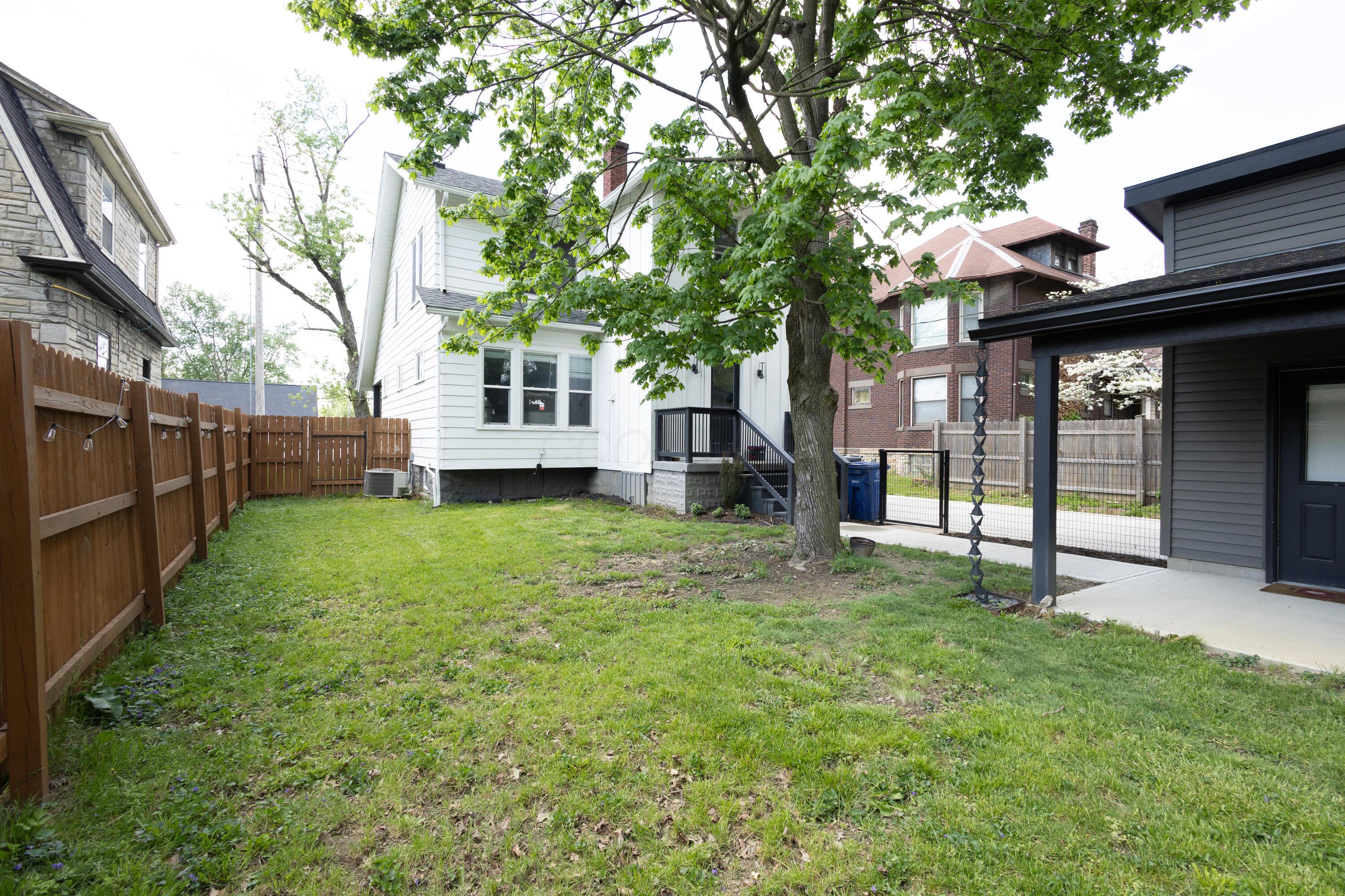 1136 Lockbourne Road Columbus, OH 43206 - Photo 37 of 37