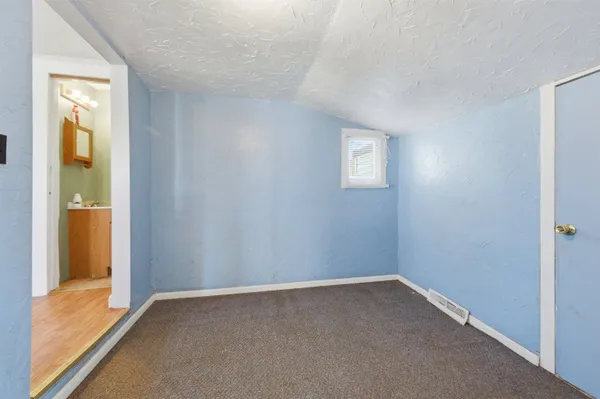 $150,000 | 411 East Division Street, Watertown, WI 53094