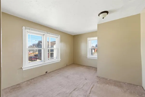 $150,000 | 411 East Division Street, Watertown, WI 53094