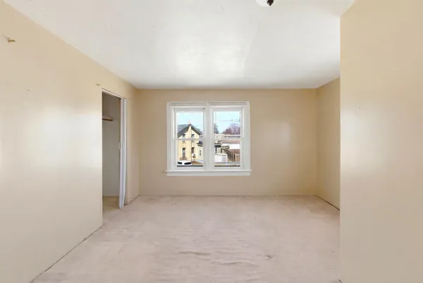 $150,000 | 411 East Division Street, Watertown, WI 53094