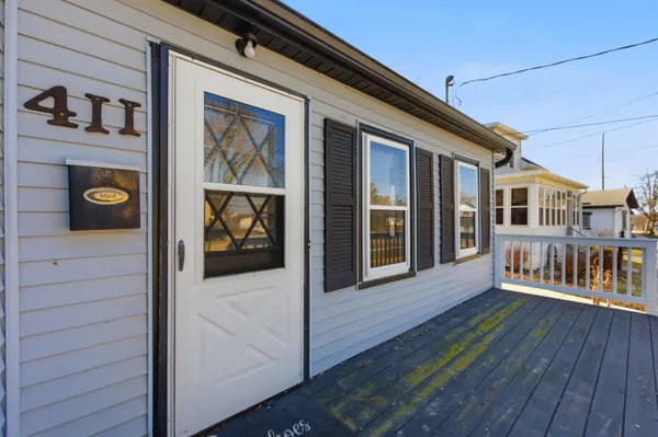 $150,000 | 411 East Division Street, Watertown, WI 53094