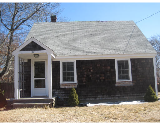 102 Lincoln Road Barnstable, MA 02601 - Photo 3 of 6