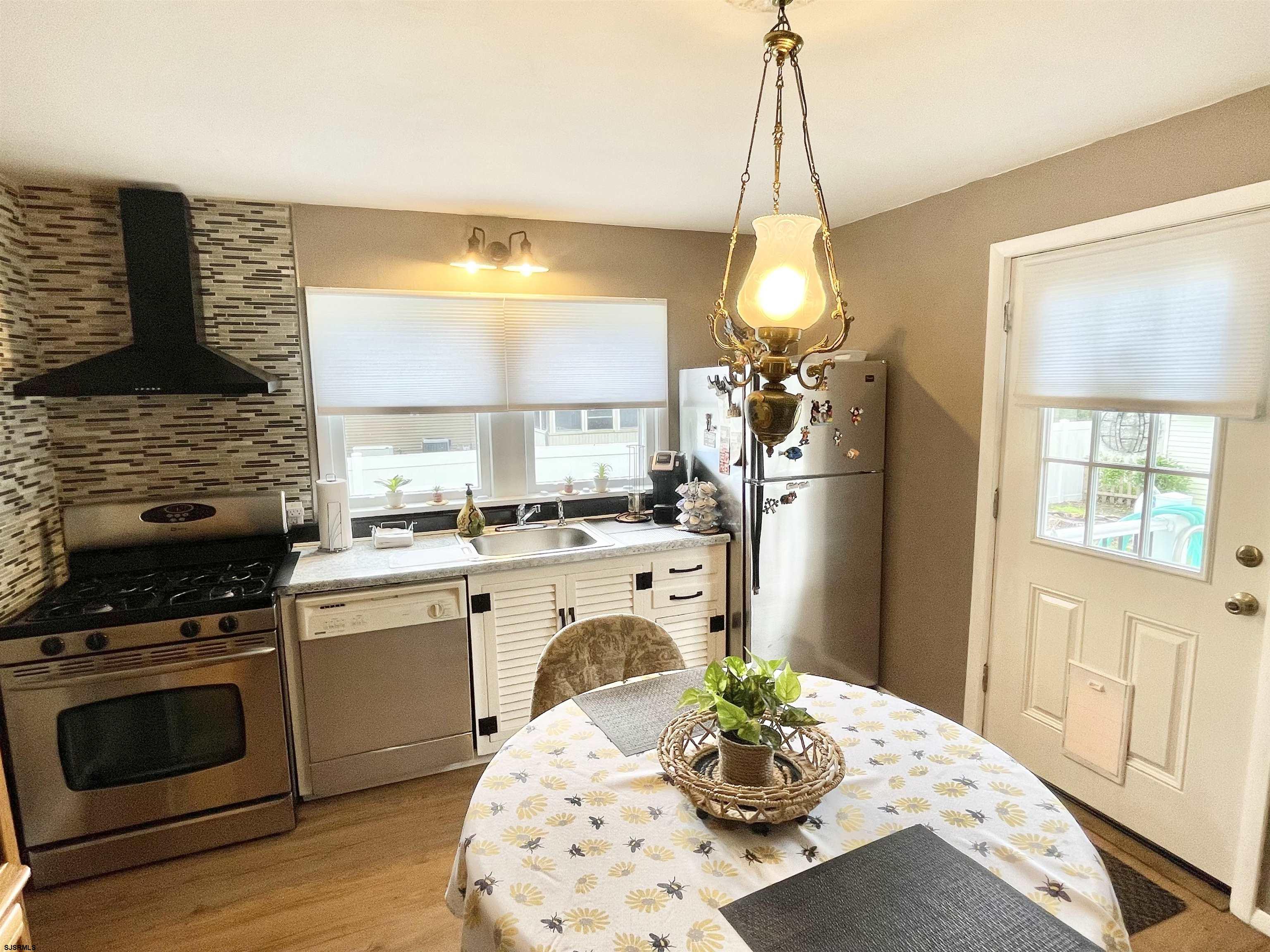 1224 West Mill Road Northfield, NJ 08225 - Photo 3 of 18 Gallery Image 3