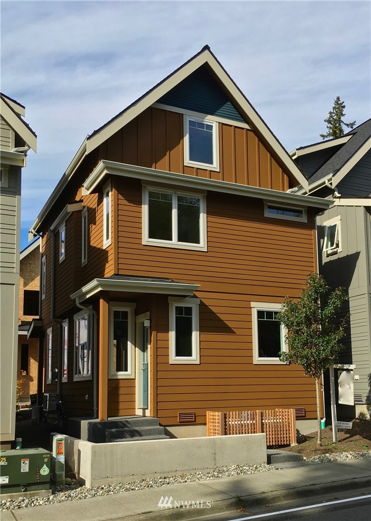 694 Wintersweet Road Northeast Bainbridge Island, WA 98110 - Photo 14 of 16 Gallery Image 14