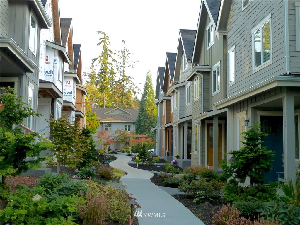 694 Wintersweet Road Northeast Bainbridge Island, WA 98110 - Photo 16 of 16 Gallery Image 16