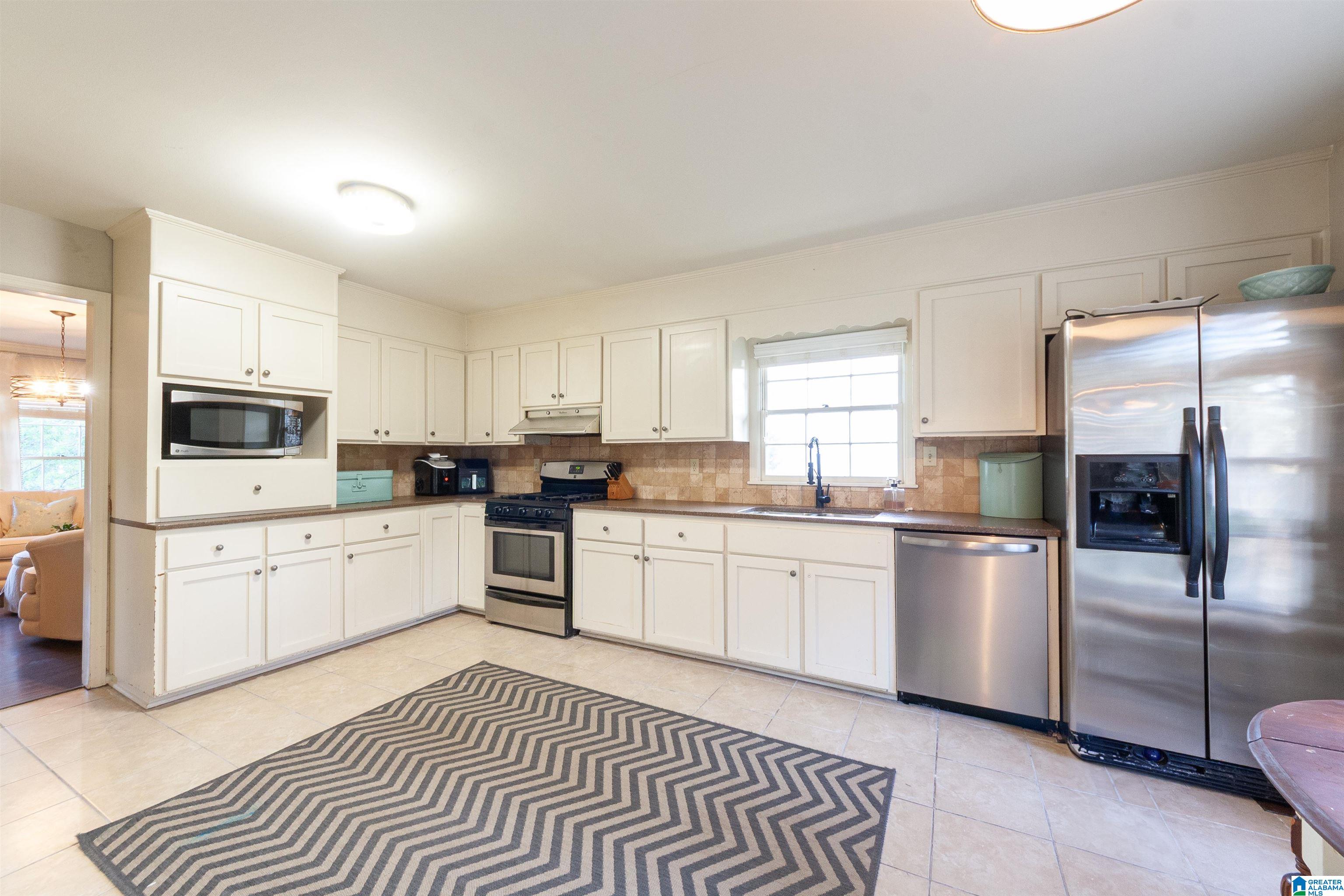 1836 Canton Road Vestavia Hills, AL 35216 - Photo 9 of 25