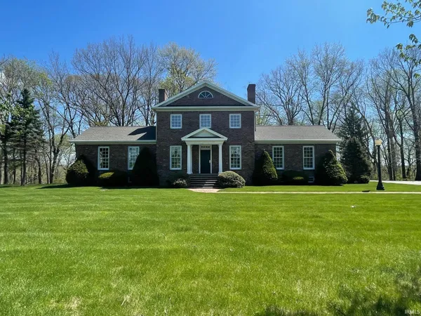 $897,500 | 11751 South Springboro Road, Brookston, IN 47923