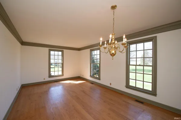 $897,500 | 11751 South Springboro Road, Brookston, IN 47923