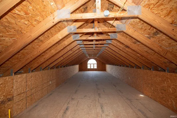 $897,500 | 11751 South Springboro Road, Brookston, IN 47923