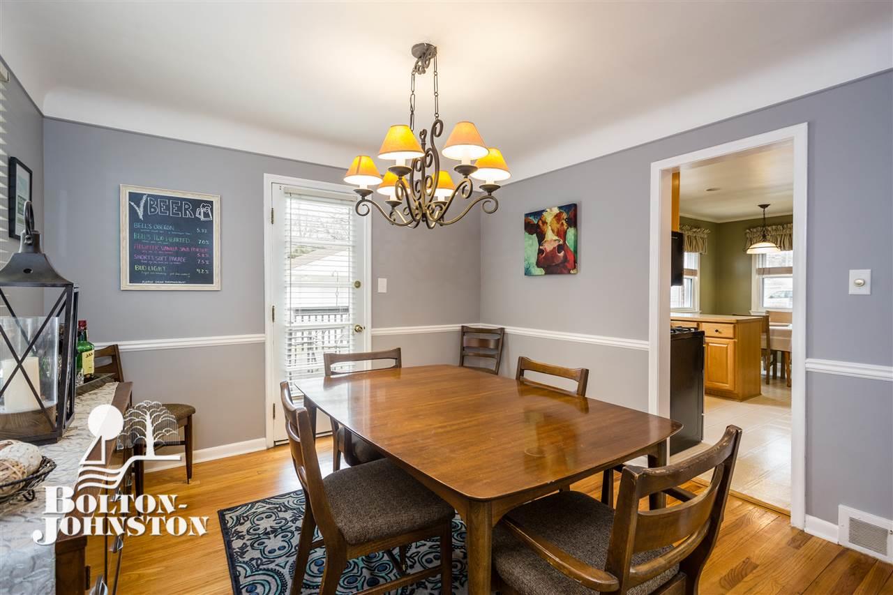 1718 Newcastle Road Grosse Pointe Woods, MI 48236 - Photo 8 of 39