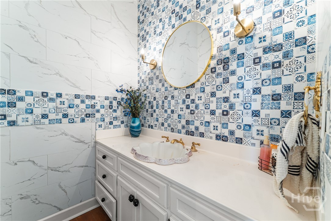 3772 Highway 301 Claxton, GA 30417 - Photo 15 of 55 Beautiful tiled 1/2 bath