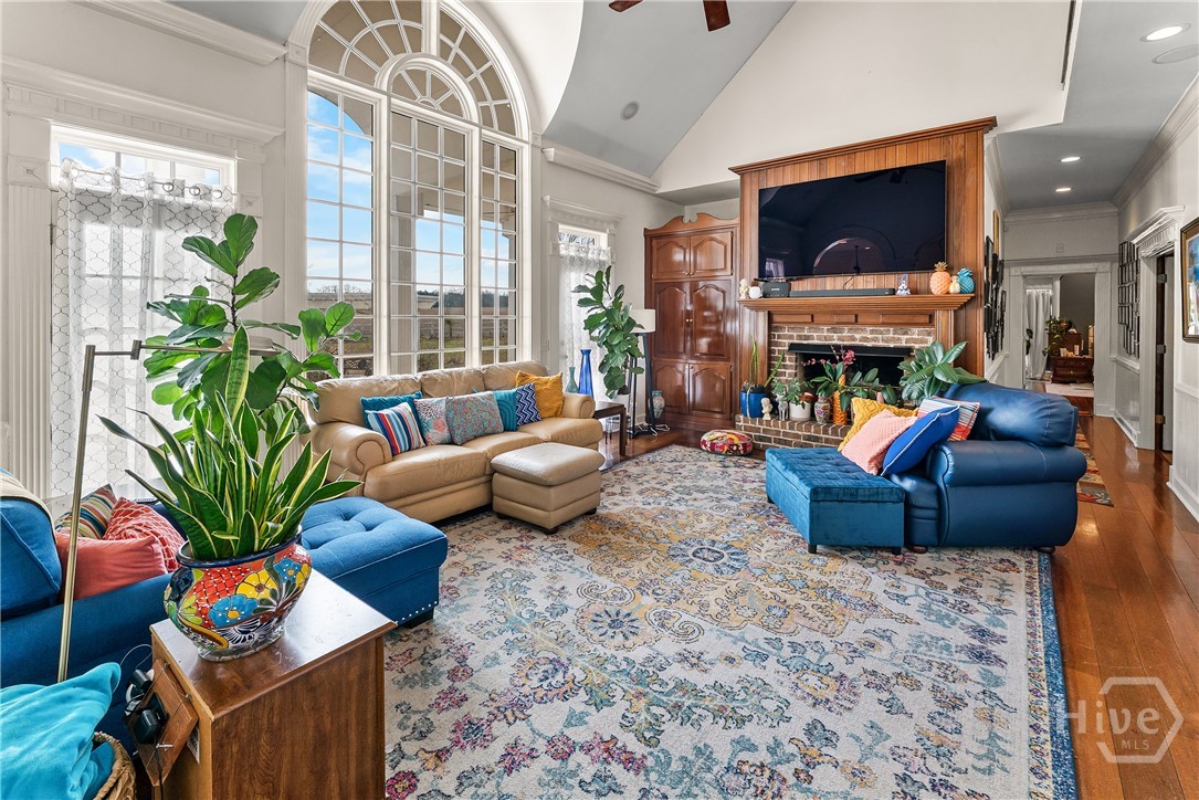 3772 Highway 301 Claxton, GA 30417 - Photo 10 of 55 HUGE windows in living room