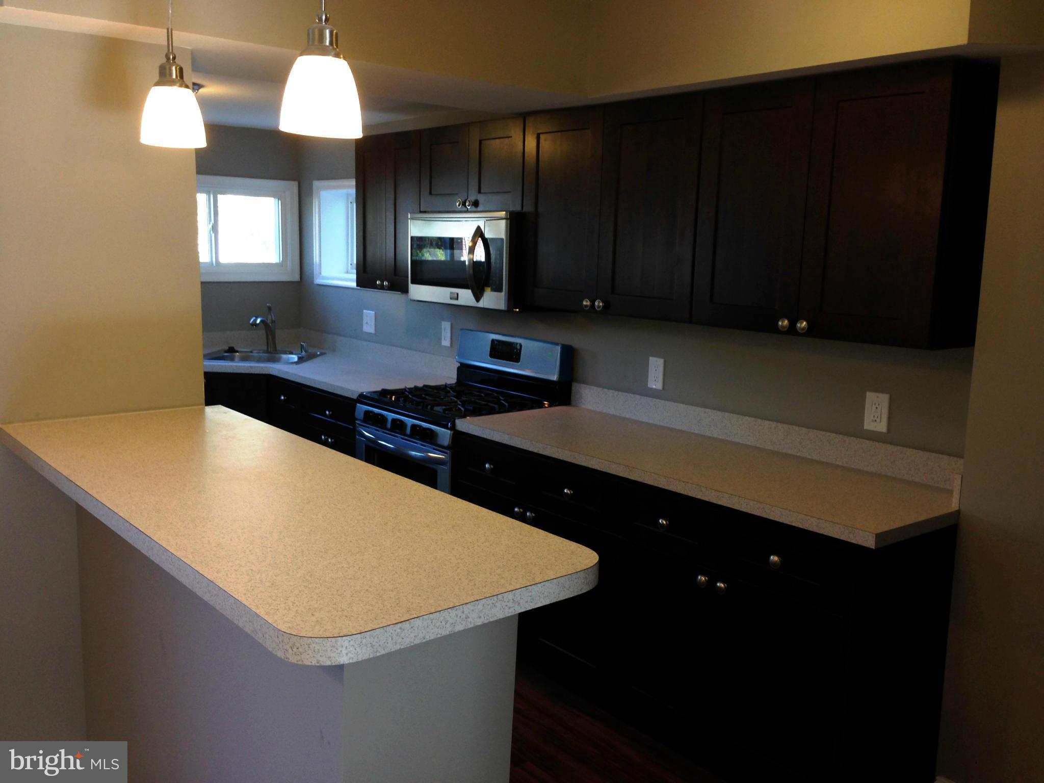 31 Eastship Road Baltimore, MD 21222 - Photo 4 of 13 Kitchen