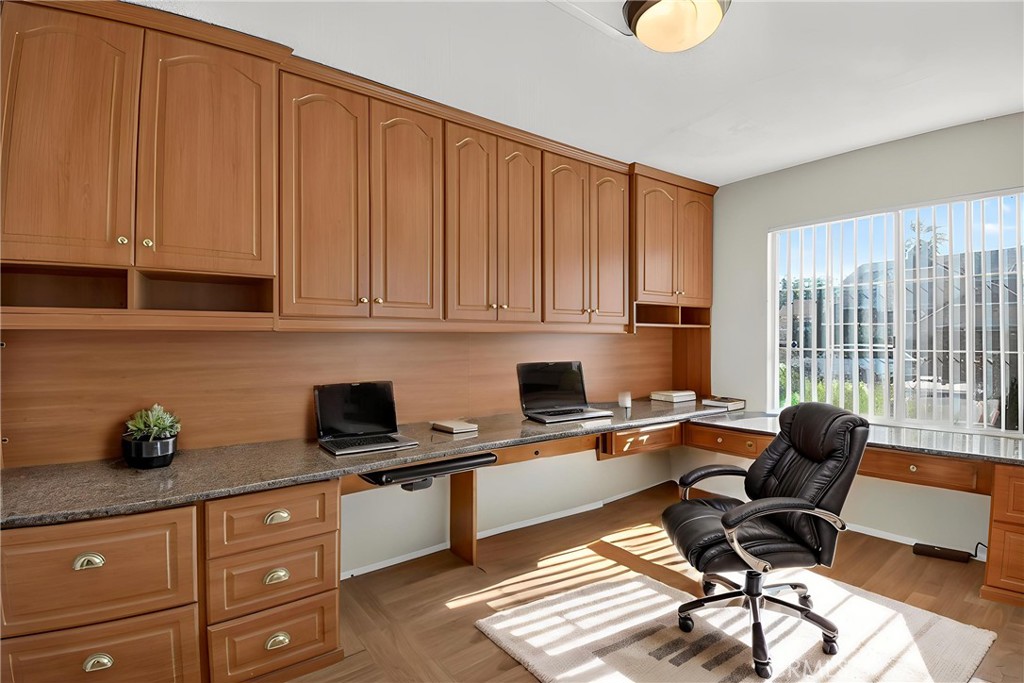12771 Ponderosa Ranch Road Victorville, CA 92392 - Photo 22 of 43 Office Virtually staged