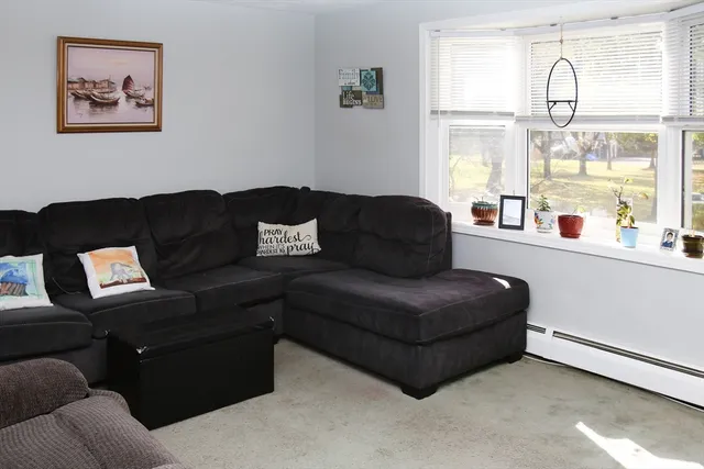 $899,900 | 2 Skunk Road, Merrimac, MA 01860