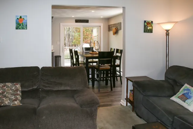 $899,900 | 2 Skunk Road, Merrimac, MA 01860