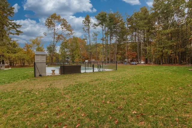 $899,900 | 2 Skunk Road, Merrimac, MA 01860