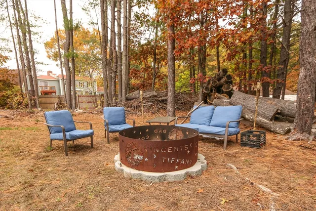 $899,900 | 2 Skunk Road, Merrimac, MA 01860