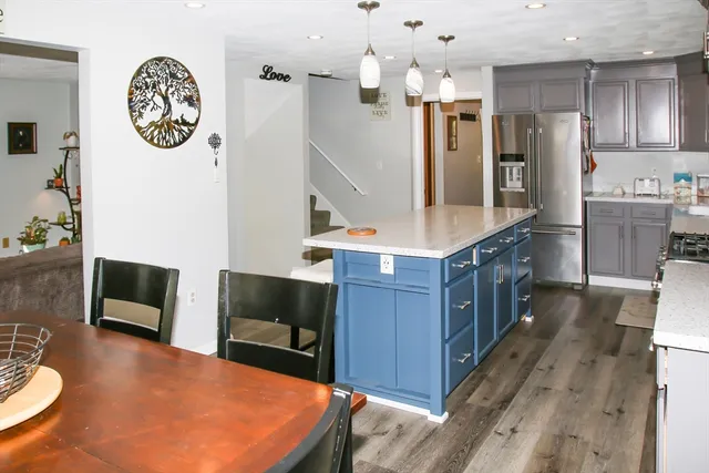 $899,900 | 2 Skunk Road, Merrimac, MA 01860