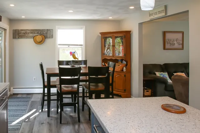 $899,900 | 2 Skunk Road, Merrimac, MA 01860