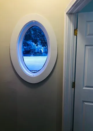 a view of entryway with elevator