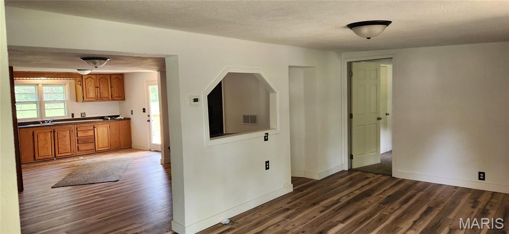 15270 Conway Road Dixon, MO 65459 - Photo 5 of 12