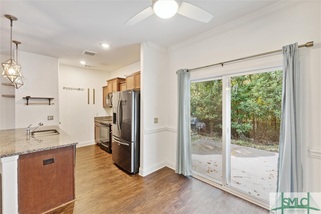 11330 White Bluff Road, Unit 46 Savannah, GA 31419 - Photo 11 of 44 Dining Area